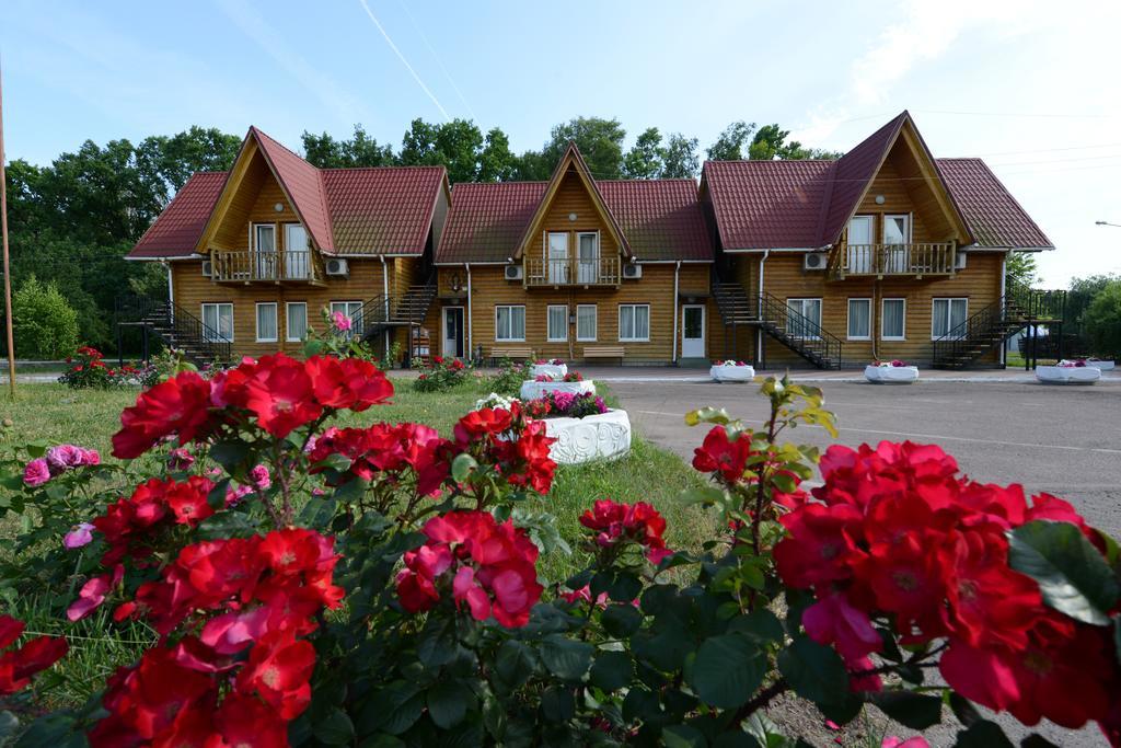 Edem Hotel Csubinszke Kültér fotó